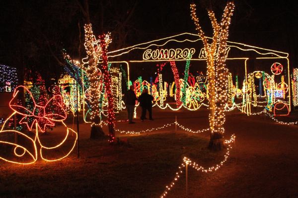 10 of the Best Places to Spend Christmas in Texas