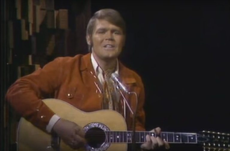 This Video Shows What an Amazing Guitarist Glen Campbell Was