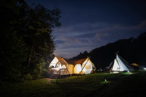 Under Canvas Smoky Mountains Lets You 'Glamp Out' in Style