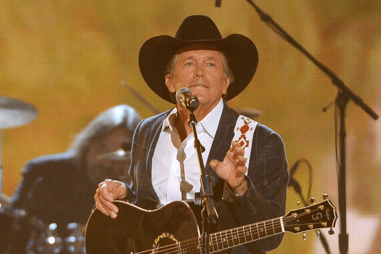'When it Christmas Time in Texas': George Strait's Western Holiday Classic