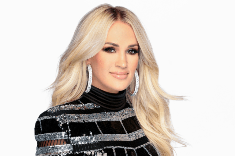 Carrie Underwood Shines in New 'Sunday Night Football' Opener