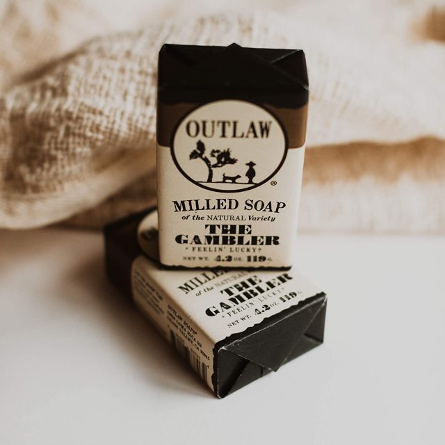 Outlaw The Gambler Bourbon-Inspired Milled Soap - The Luckiest Scent Around - Whiskey, Old-Fashioned Tobacco, and a Hint of Leather - Men's or Women's Bar Soap - 2 Pack