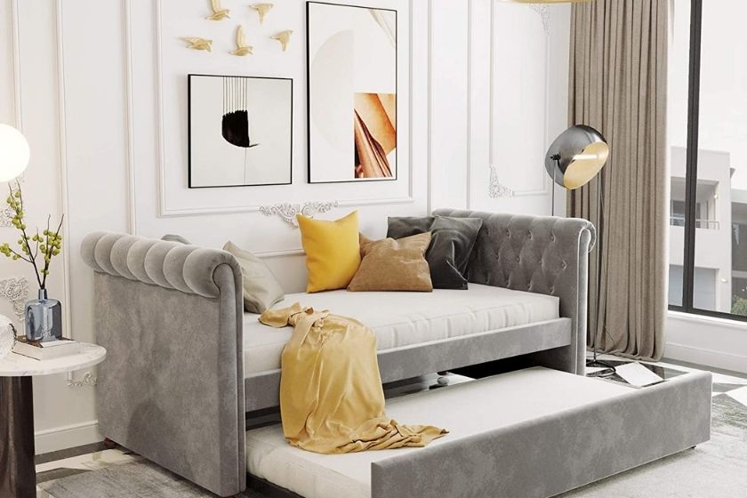 Glam daybed with deals trundle