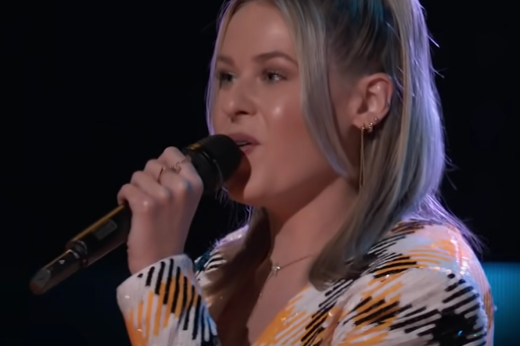 'The Voice': Team Blake's Emma Caroline Sings Brooks & Dunn In Four-Way ...