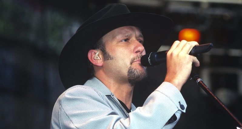 'Something Like That': The Story Behind One of Tim McGraw's Biggest Hits