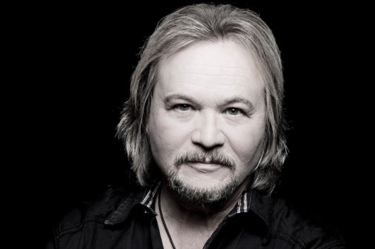 Travis Tritt Worked With Some of Today's Brightest Talents For New ...