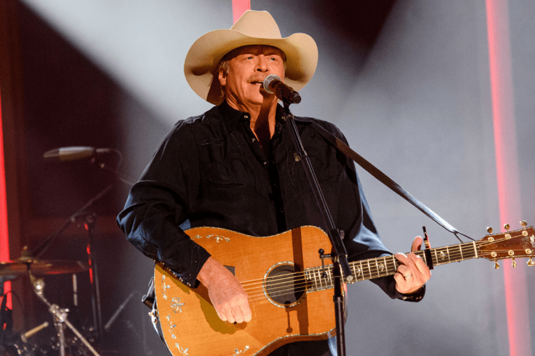 2021 National Memorial Day Concert: Alan Jackson + More to Perform