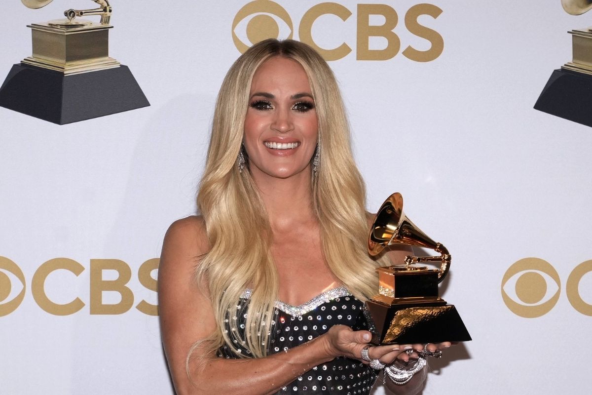 Carrie Underwood Fans Bash Grammy Museum For Excluding Her in ‘The ...