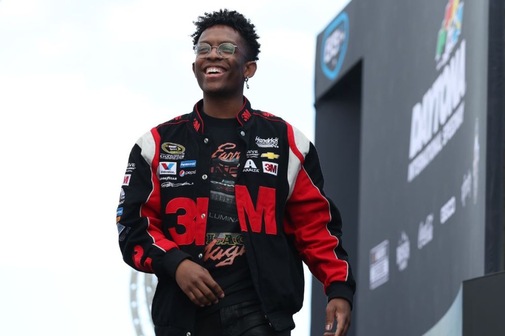 Breland Performs Moving National Anthem at Daytona 500