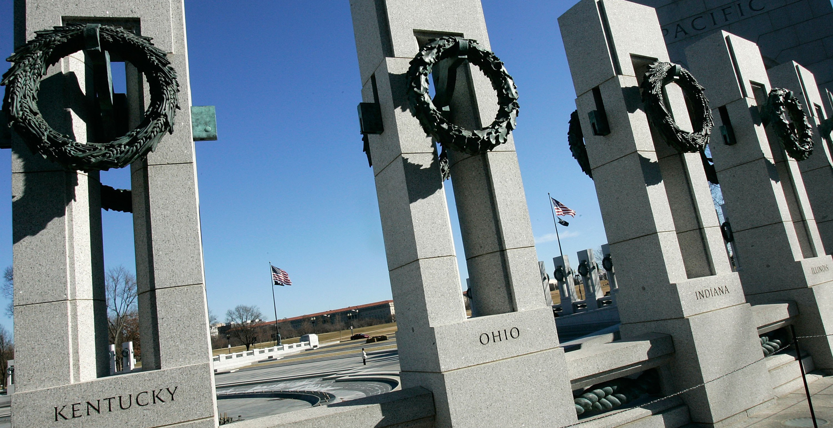 100-Year-Old Veteran Visits WWII Memorial To Honor Fallen Brothers
