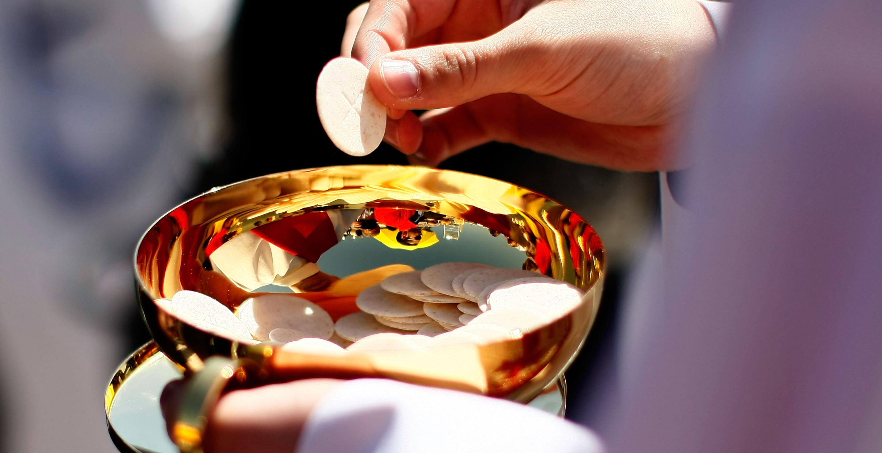 Florida Priest Bites Woman After Getting In Scuffle During Communion