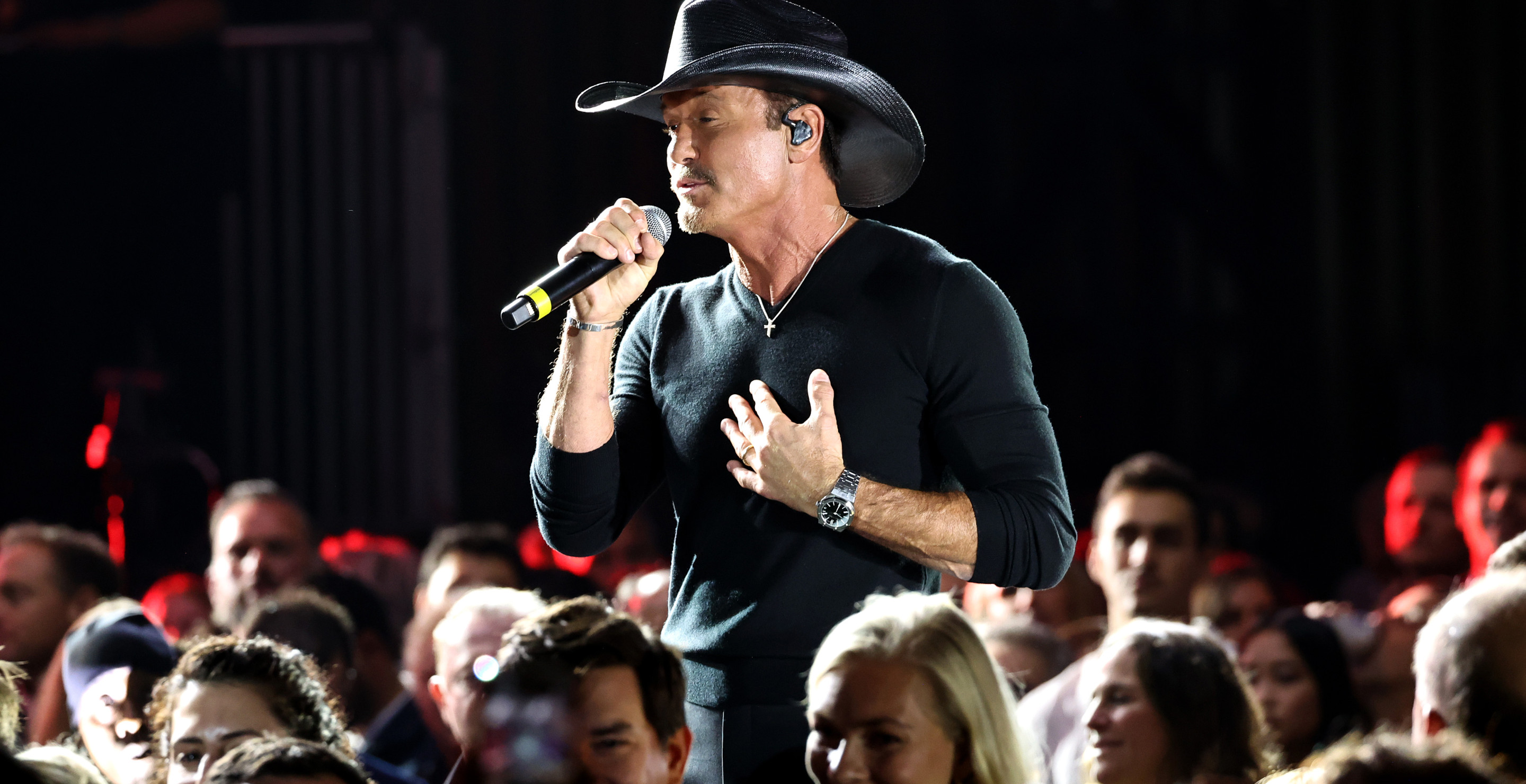 Tim McGraw Gets Blasted For Partnering With Planet Fitness Amid Boycotts