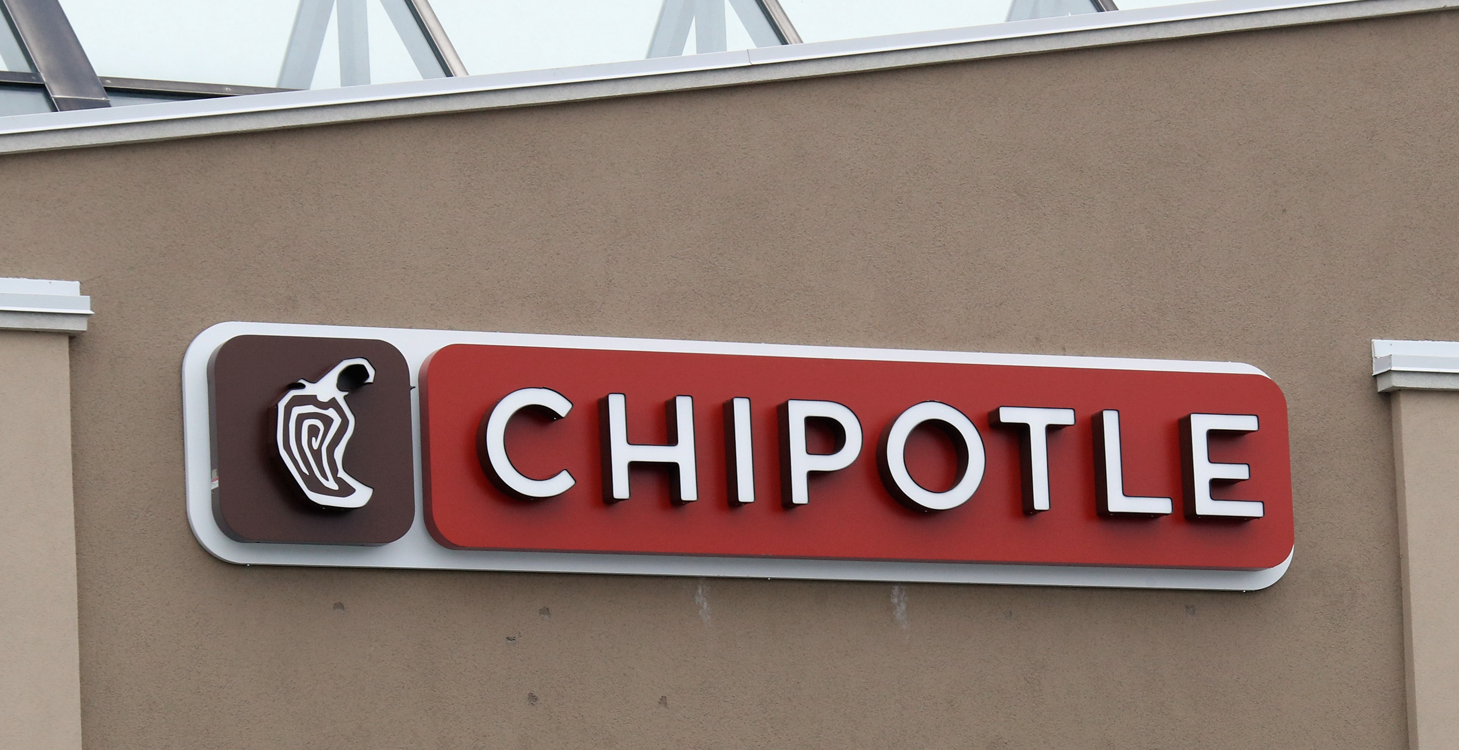 chipotle-ceo-gives-insider-tip-to-get-bigger-portions