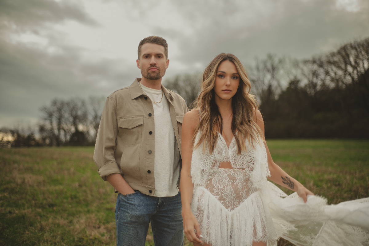 country-duo-smithfield-talk-about-their-debut-album-connecting-with-audiences-and-not-being-a-couple-exclusive