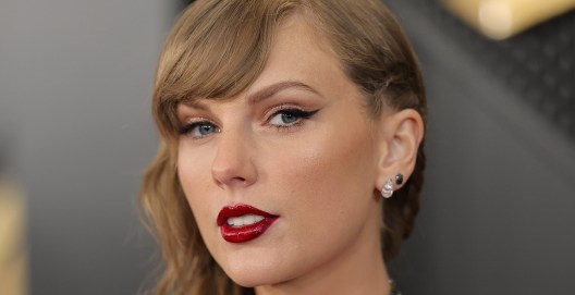 Country Music Fans Fire Back After Rolling Stone Names Taylor Swift ...