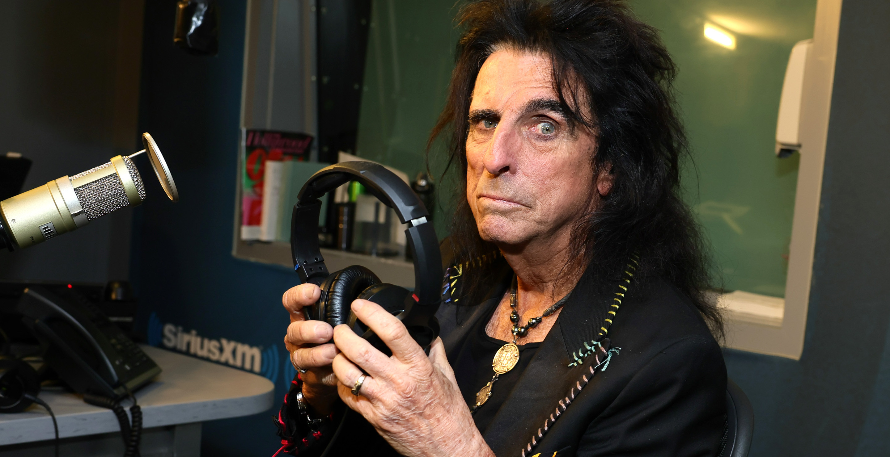 Alice Cooper Shares New Photos And Proof Of Life Amid Death Hoax