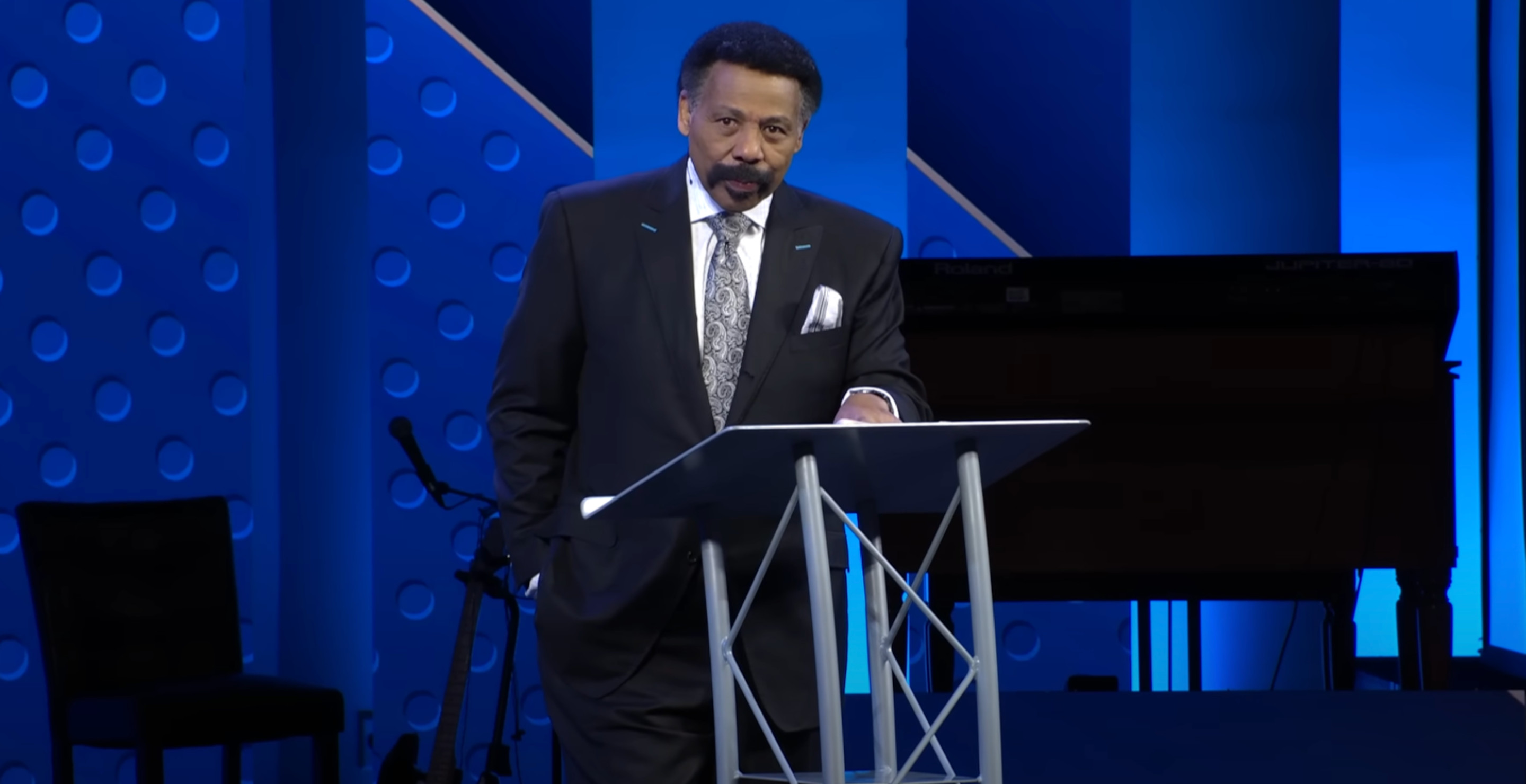 Megachurch Pastor Tony Evans Allegedly Cancels Faith-Based Cruise After Stepping Down