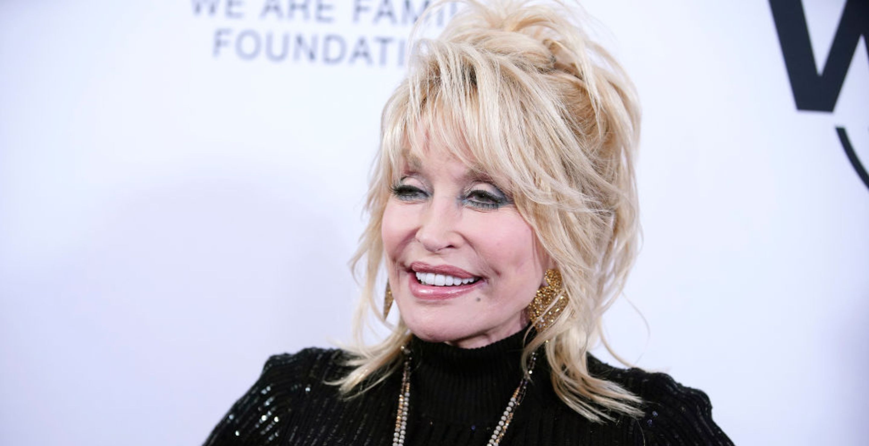 Turns Out, Dolly Parton Has A Bit Of A Potty Mouth