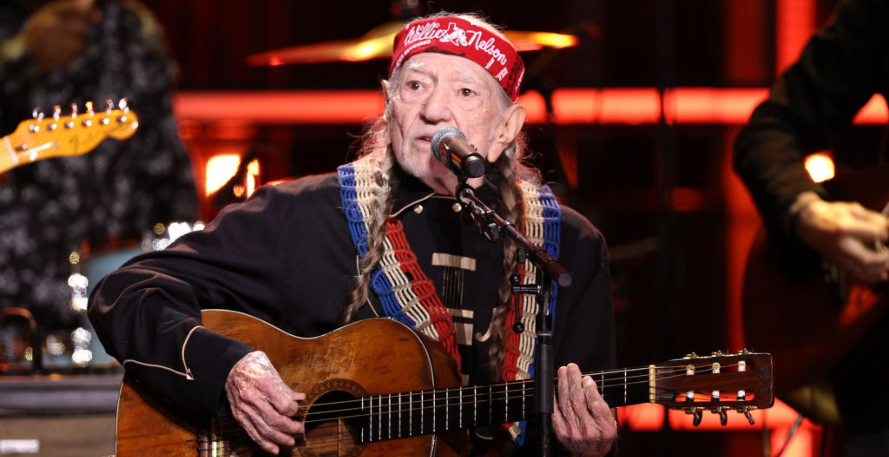 Willie Nelson Suddenly Cancels Shows Due To Undisclosed Illness, Needs Recovery - Wide Open Country