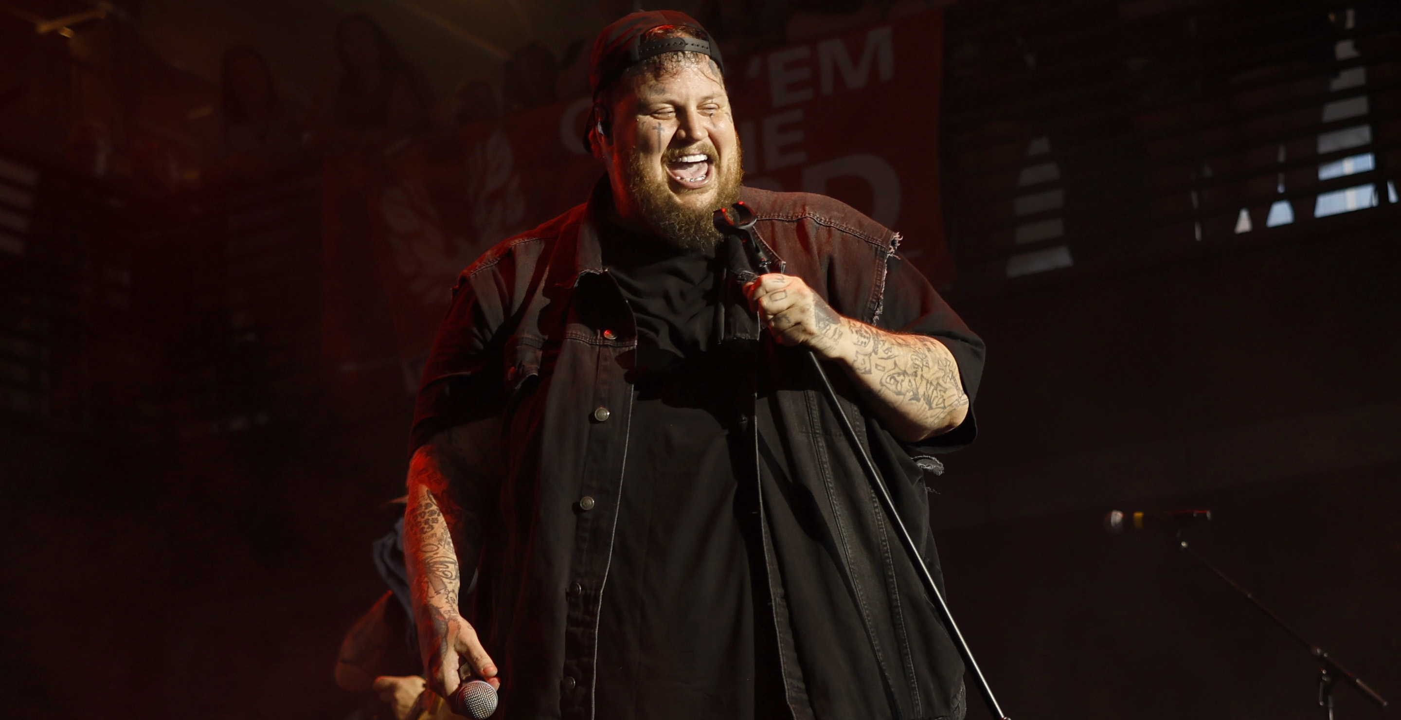 Jelly Roll loses weight