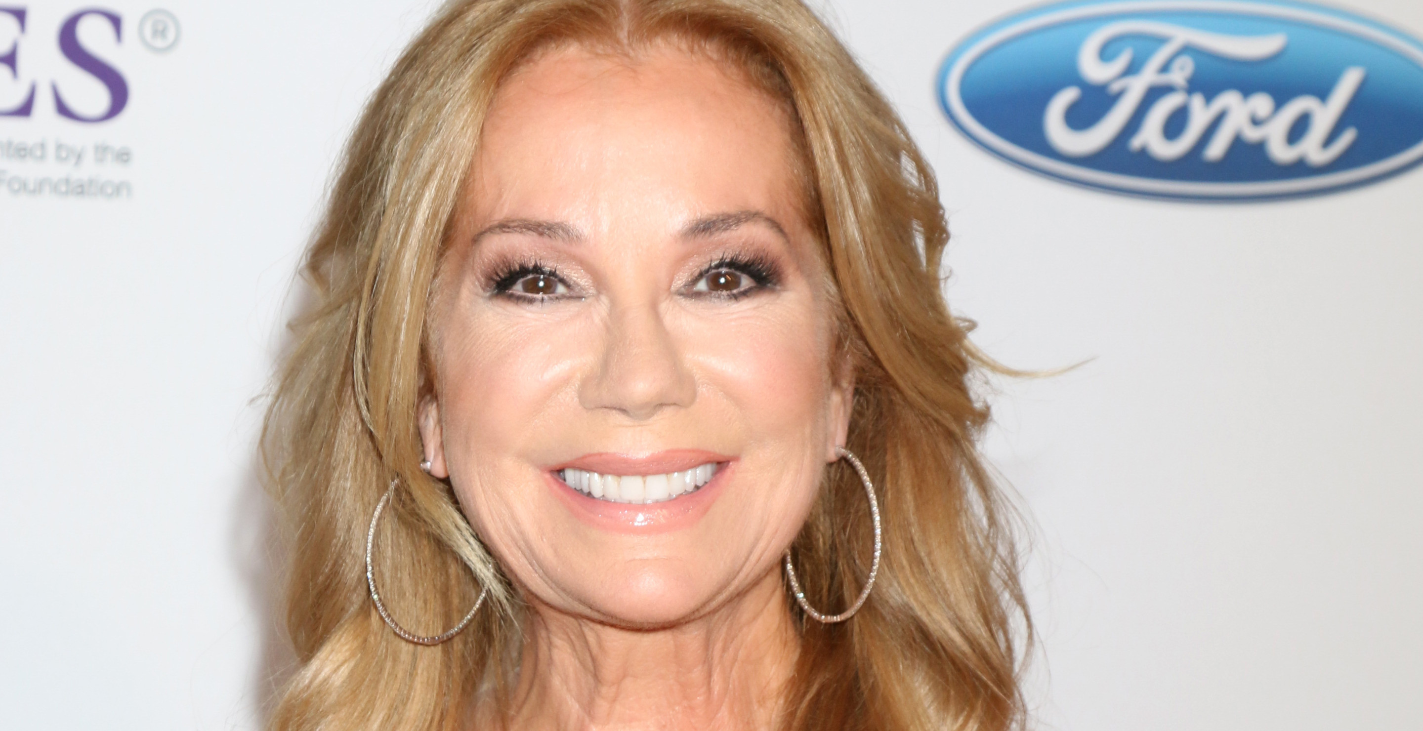 Kathie Lee Gifford Rushed To Hospital After Hard Fall