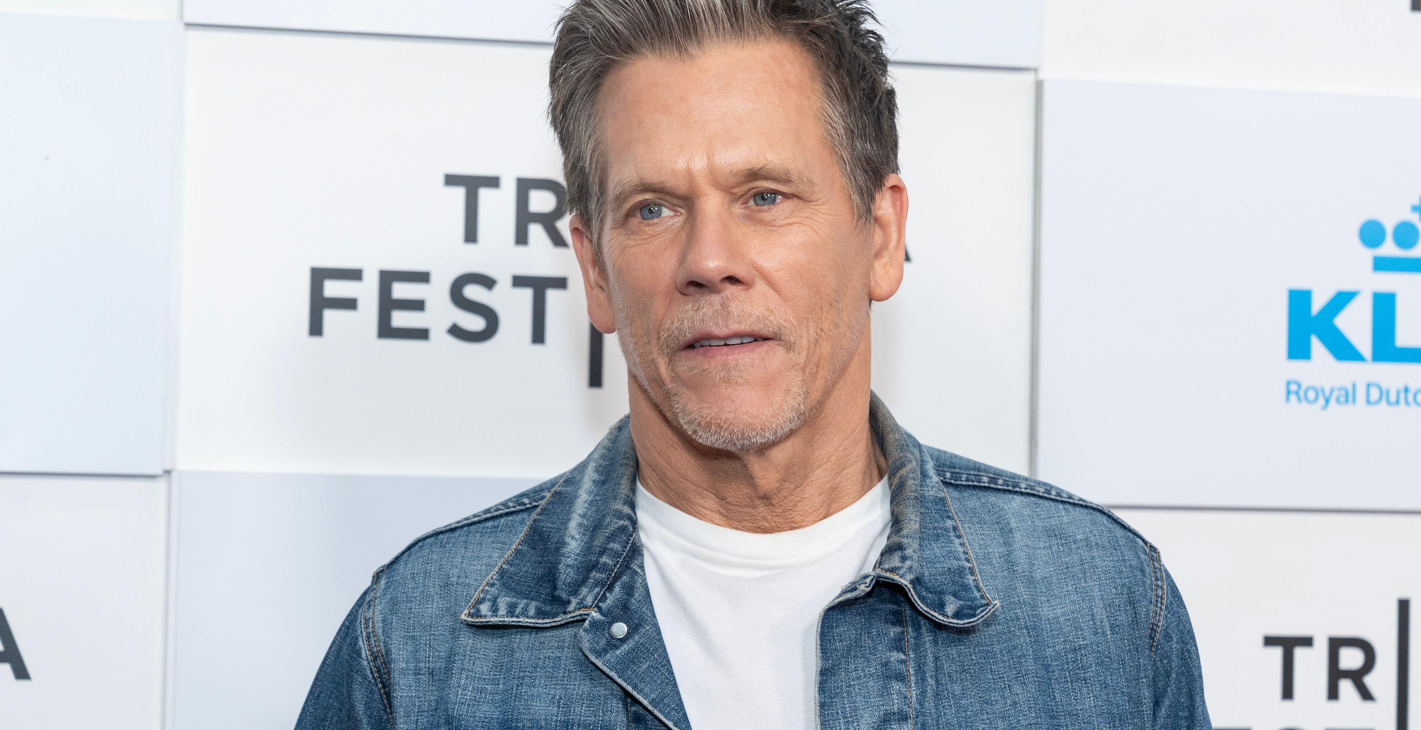 Kevin Bacon disguised himself as a normal person, but hated it: “This sucks. I want to be famous again.”