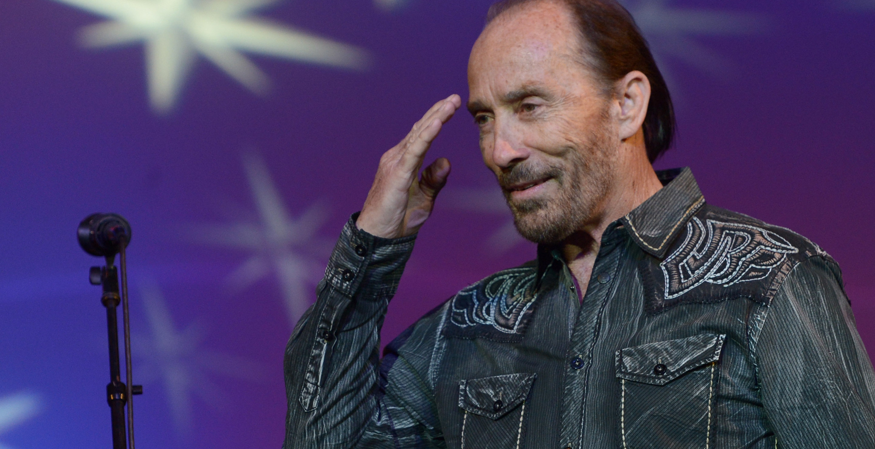 Lee Greenwood Opens Up About How "God Bless The USA" Became A 4th Of July Staple