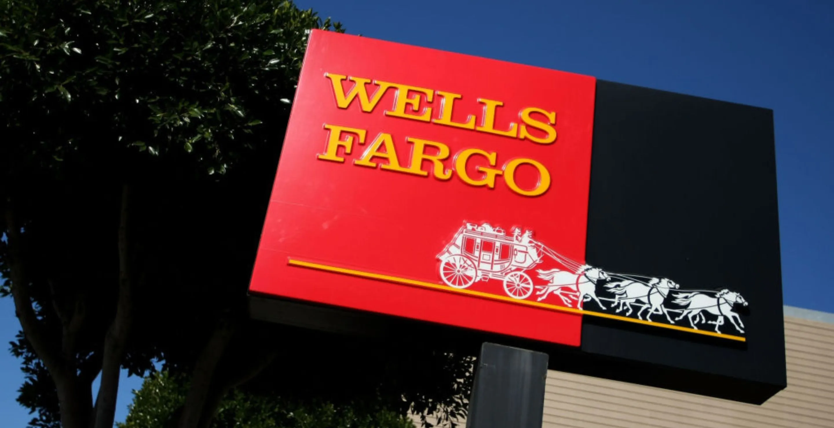 Wells Fargo Employee Dies At Bank, No One Notices For Four Days