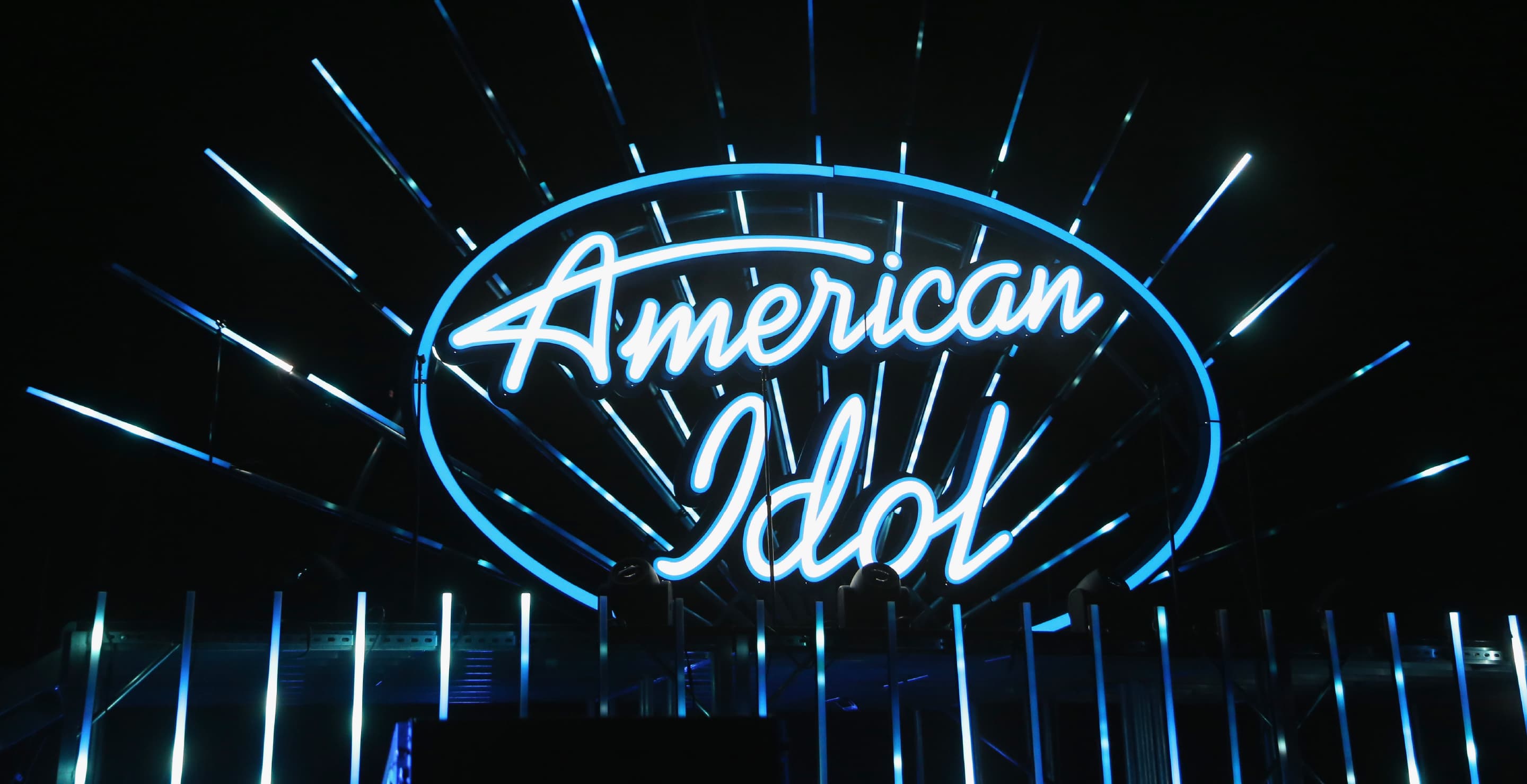 'American Idol' Winner Attacked While Performing In Public Wide Open