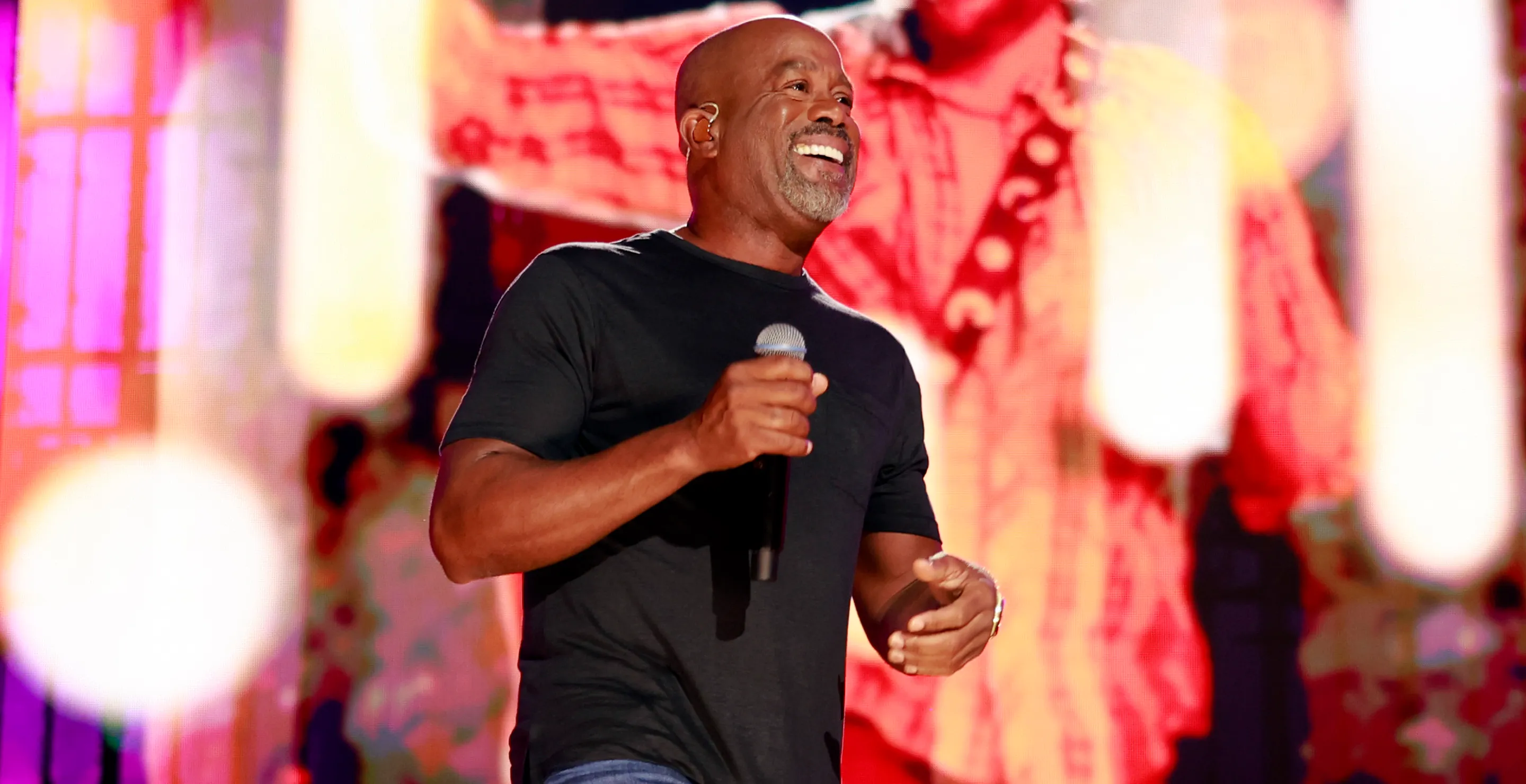 Darius Rucker Reacts to The Big Jane's Addiction Fight