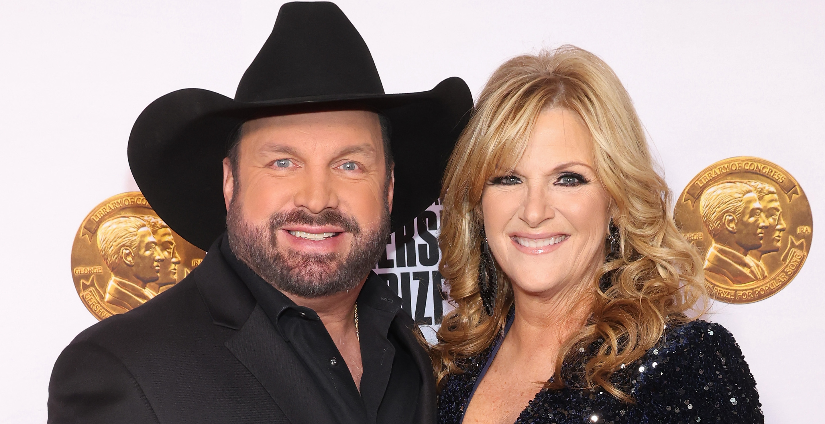 Garth Brooks & Trisha Yearwood Trying to Get Kelly Clarkson a Man