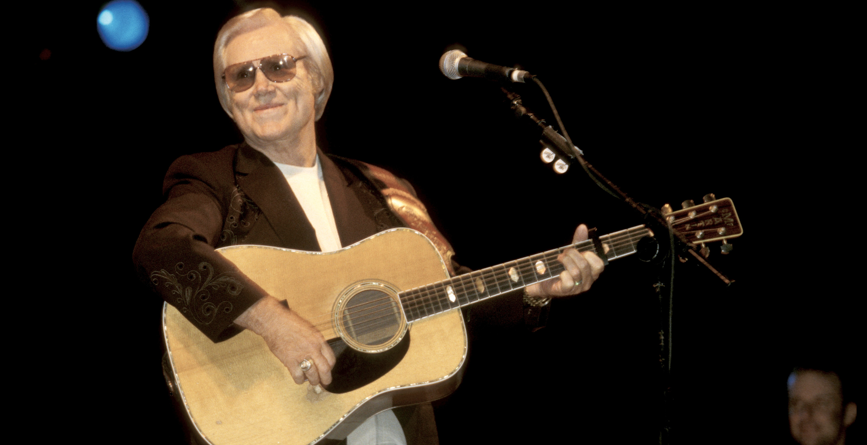 George Jones Got Hooked On Cocaine Because Of A Doctor, According To Author