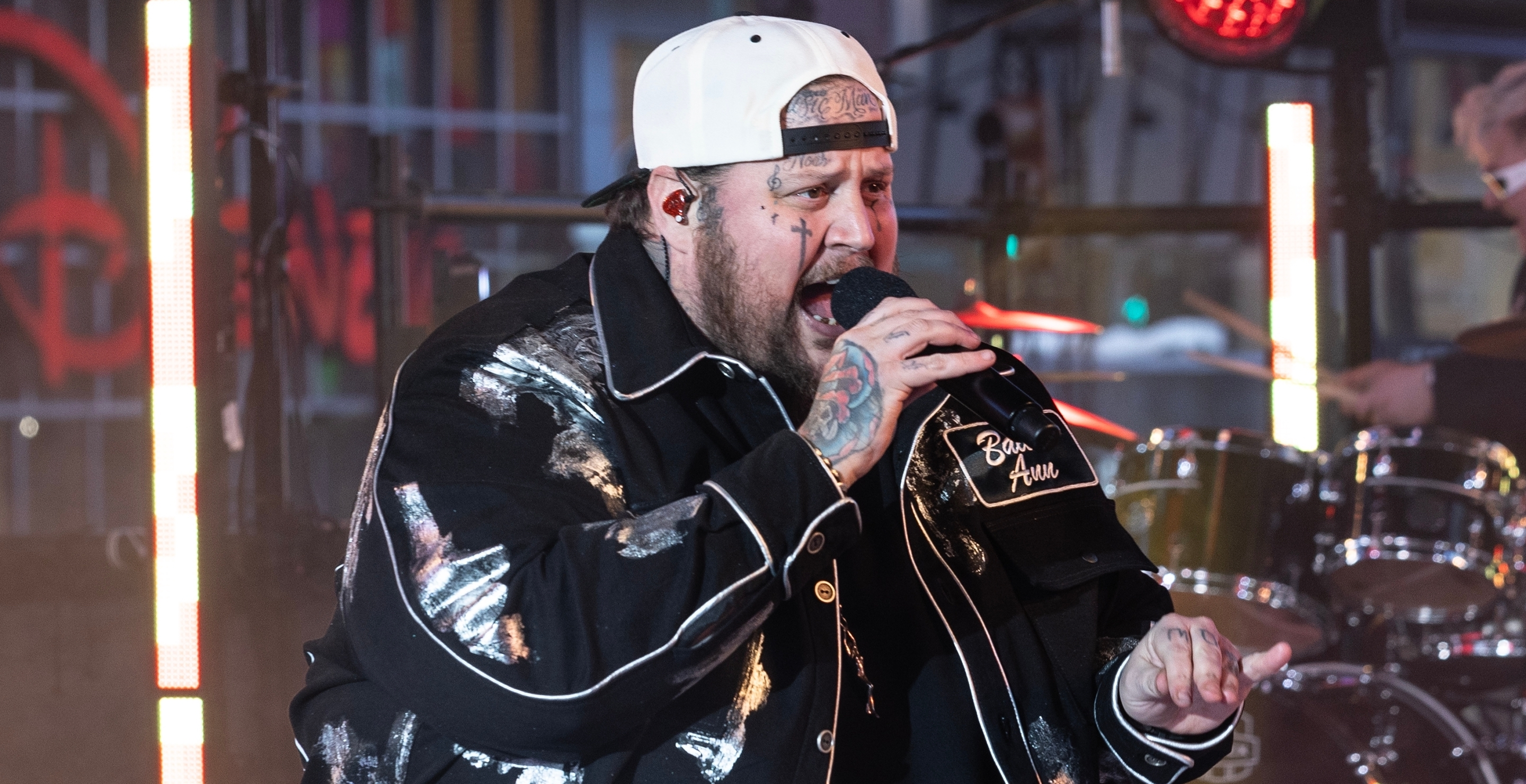 Jelly Roll Threatens to Expose Music Industry in Cryptic Tweet