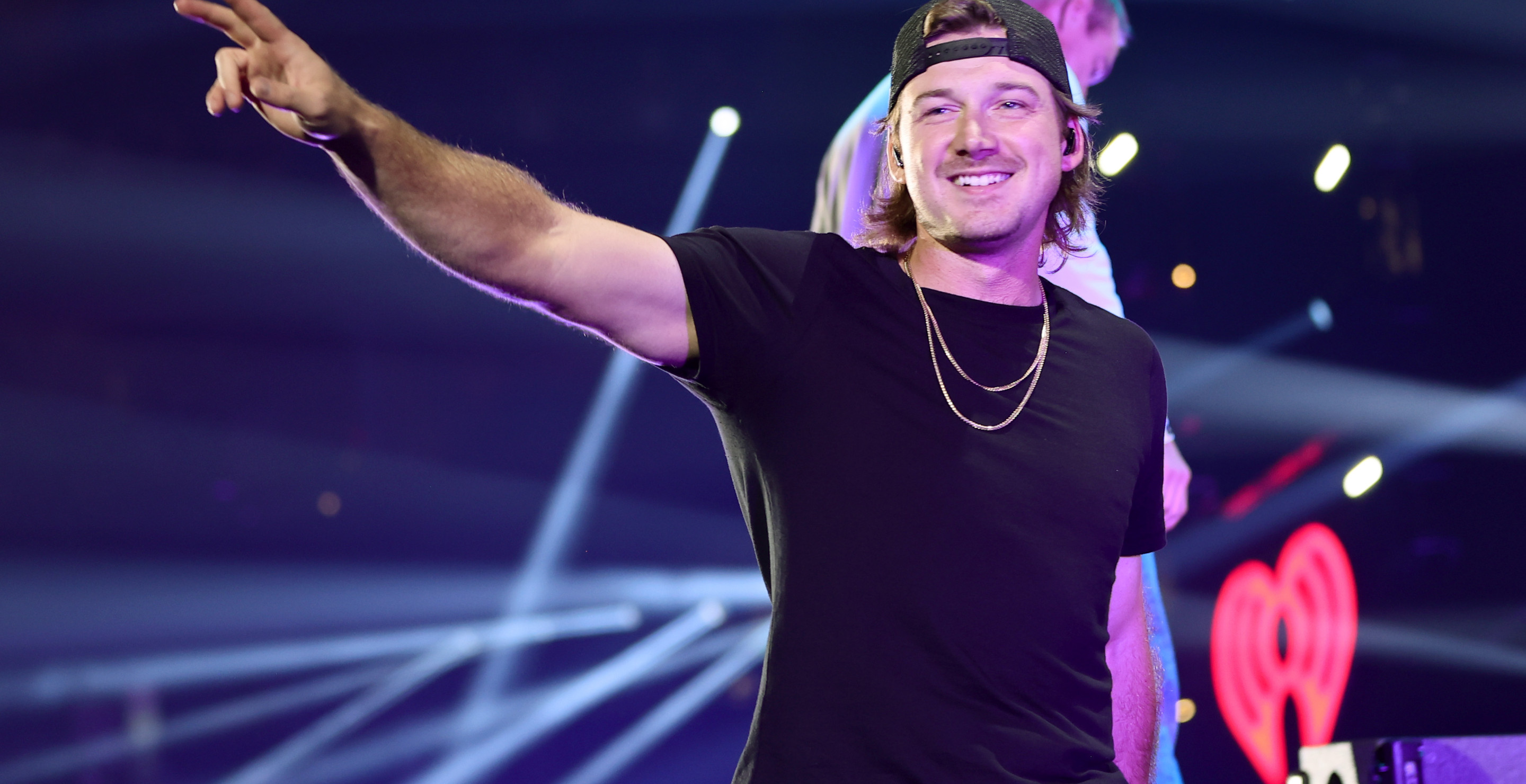 Why Florida Fans Are Blaming Morgan Wallen For Their Quarterback Graham Mertz's Season Ending Injury