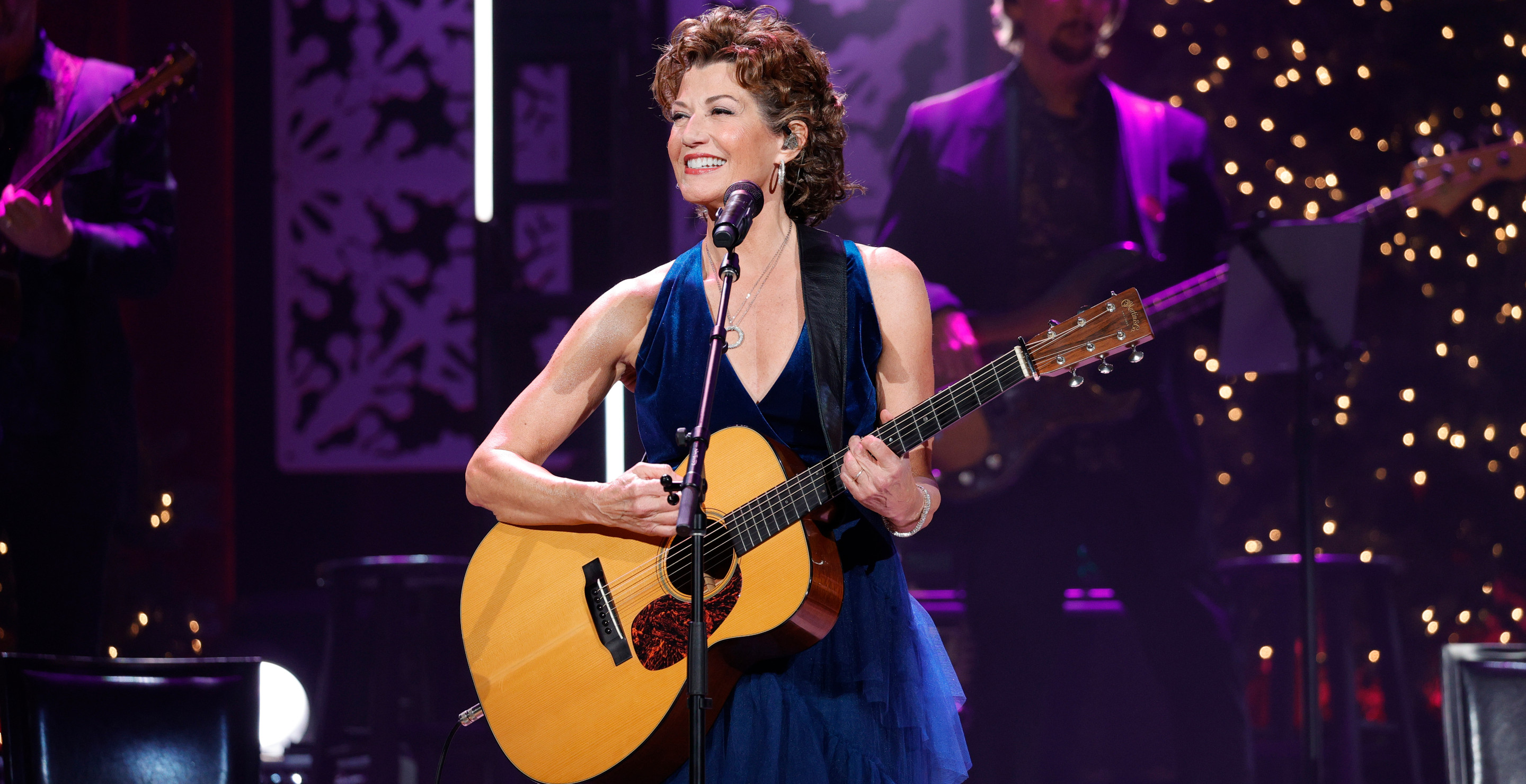 Amy Grant Opens Up About Brain Injury And Open Heart Surgery