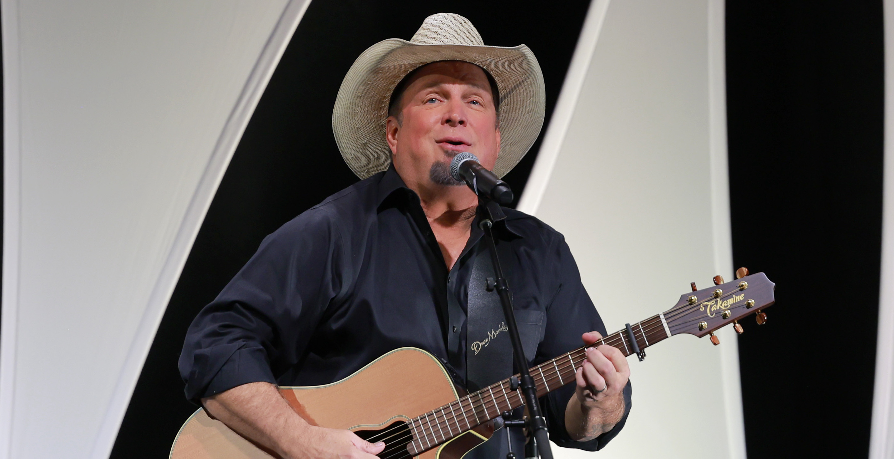 Garth Brooks Gets Emotional About "Darkest Time of My Life"