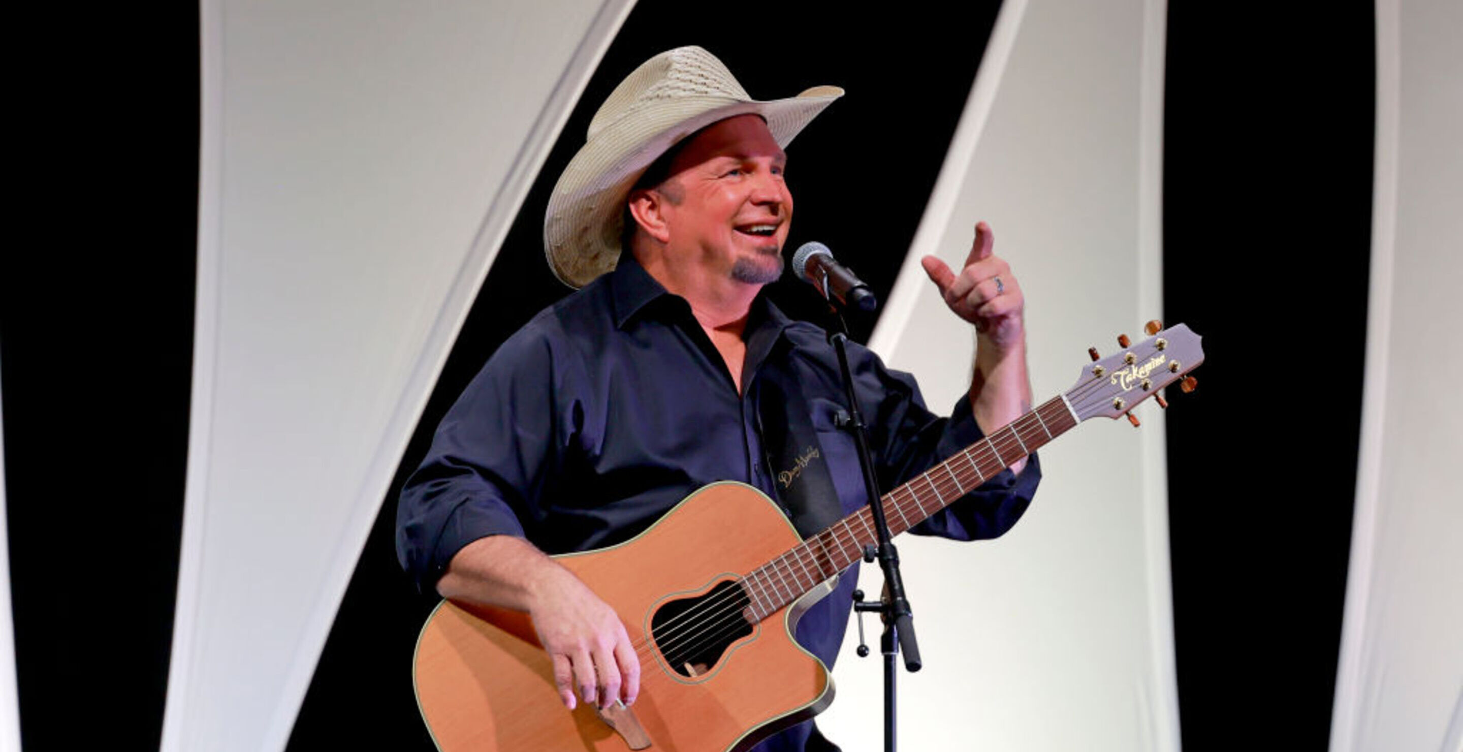 Garth Brooks ‘Jimmy Kimmel Live!’ Mini-Concert Canceled Amid Sexual Assault Allegations