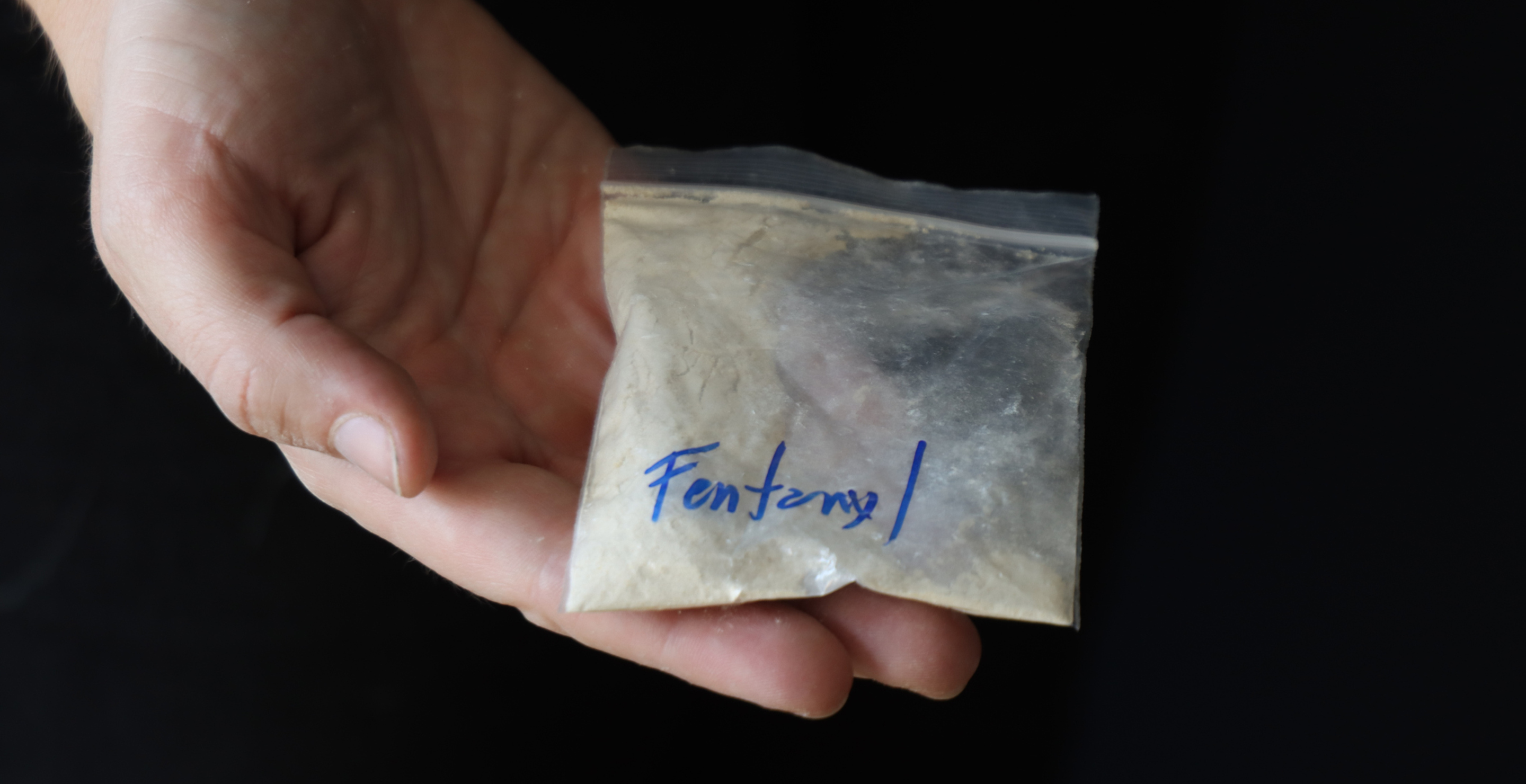 child dies after mom gives them fentanyl for toothache