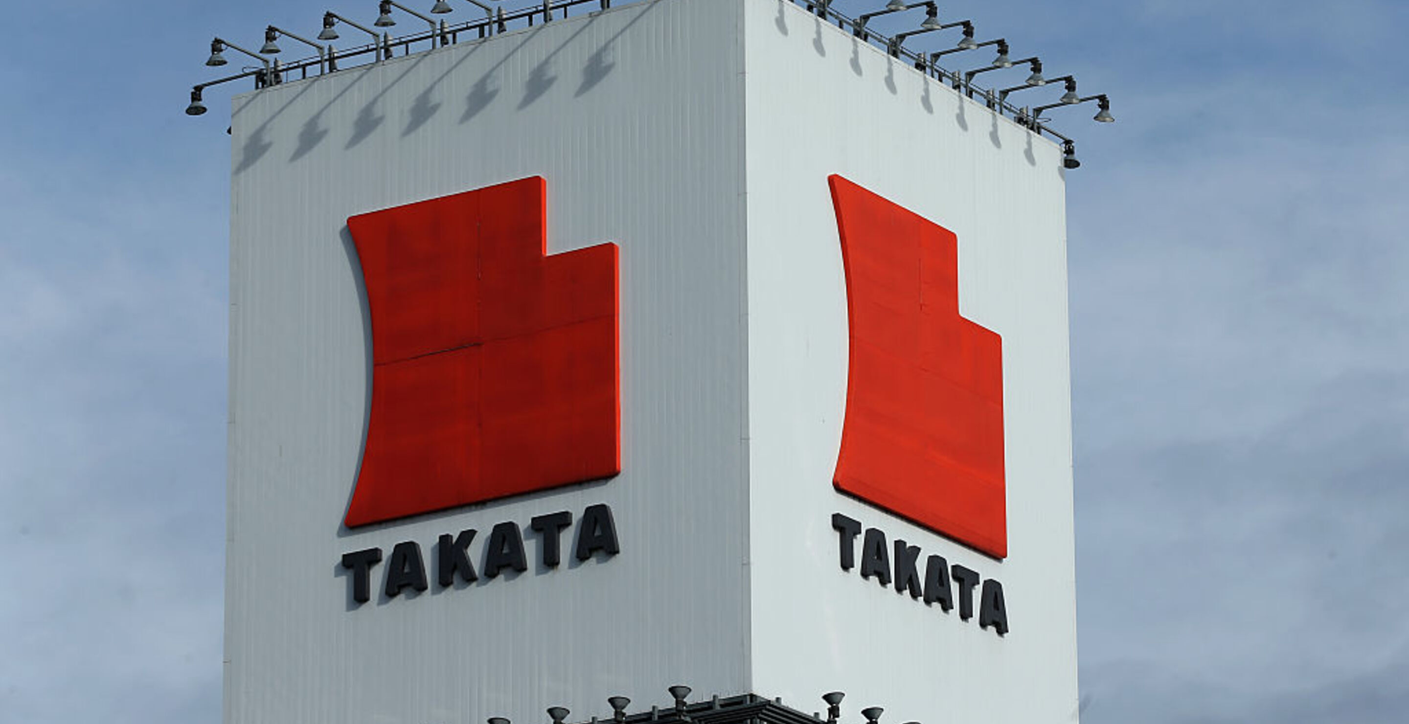 Takata still recalling cars with deadly airbags