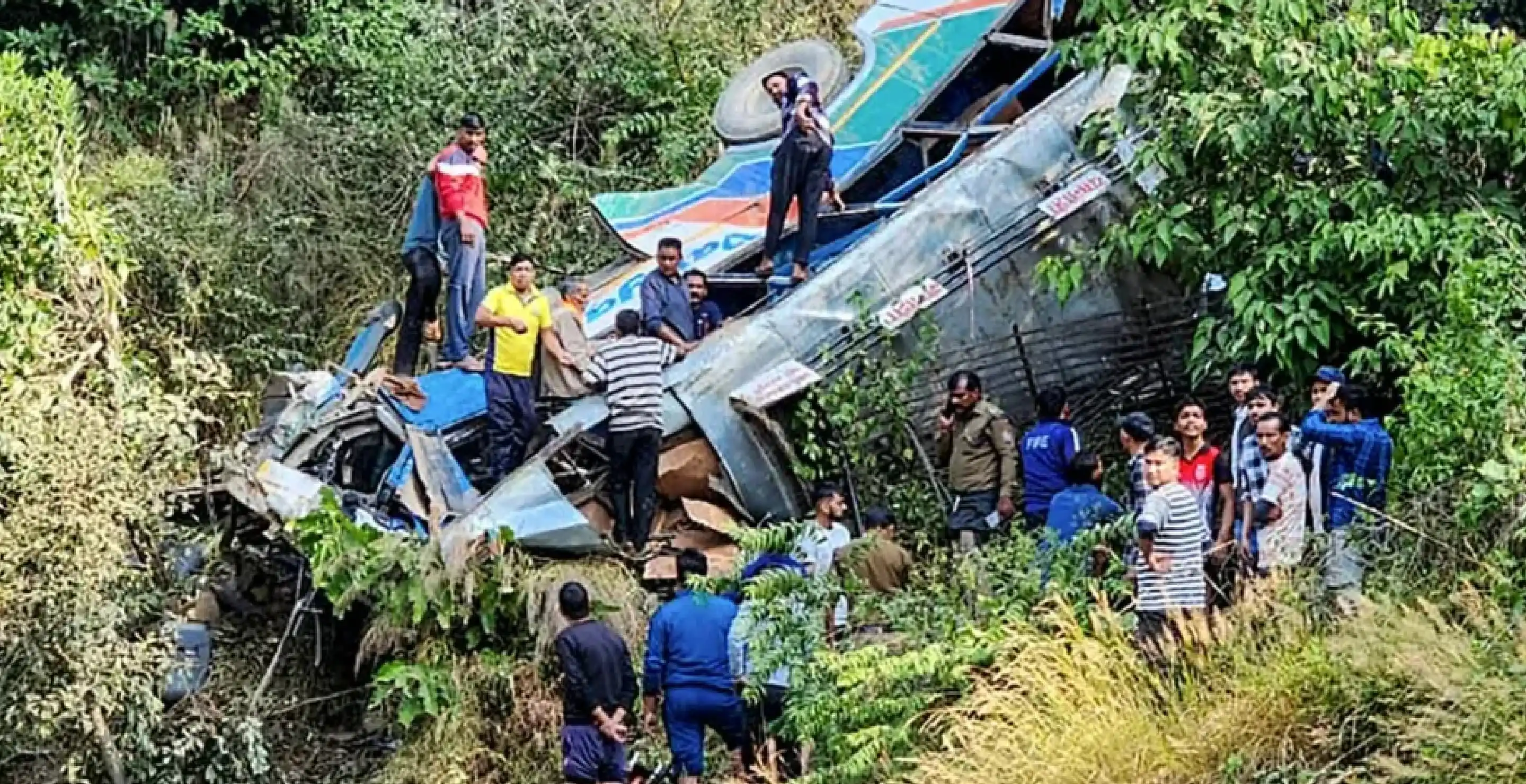 India Bus Gorge