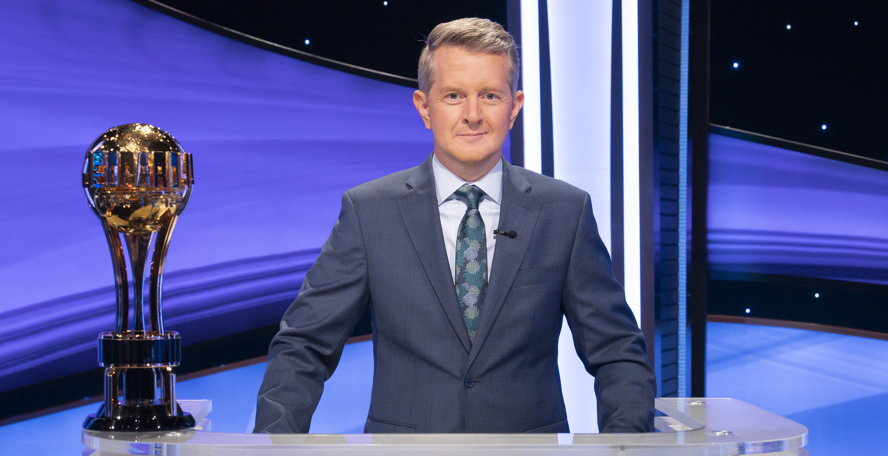 'Jeopardy!' Host Ken Jennings Takes Shots at Ryan Seacrest Off-Camera