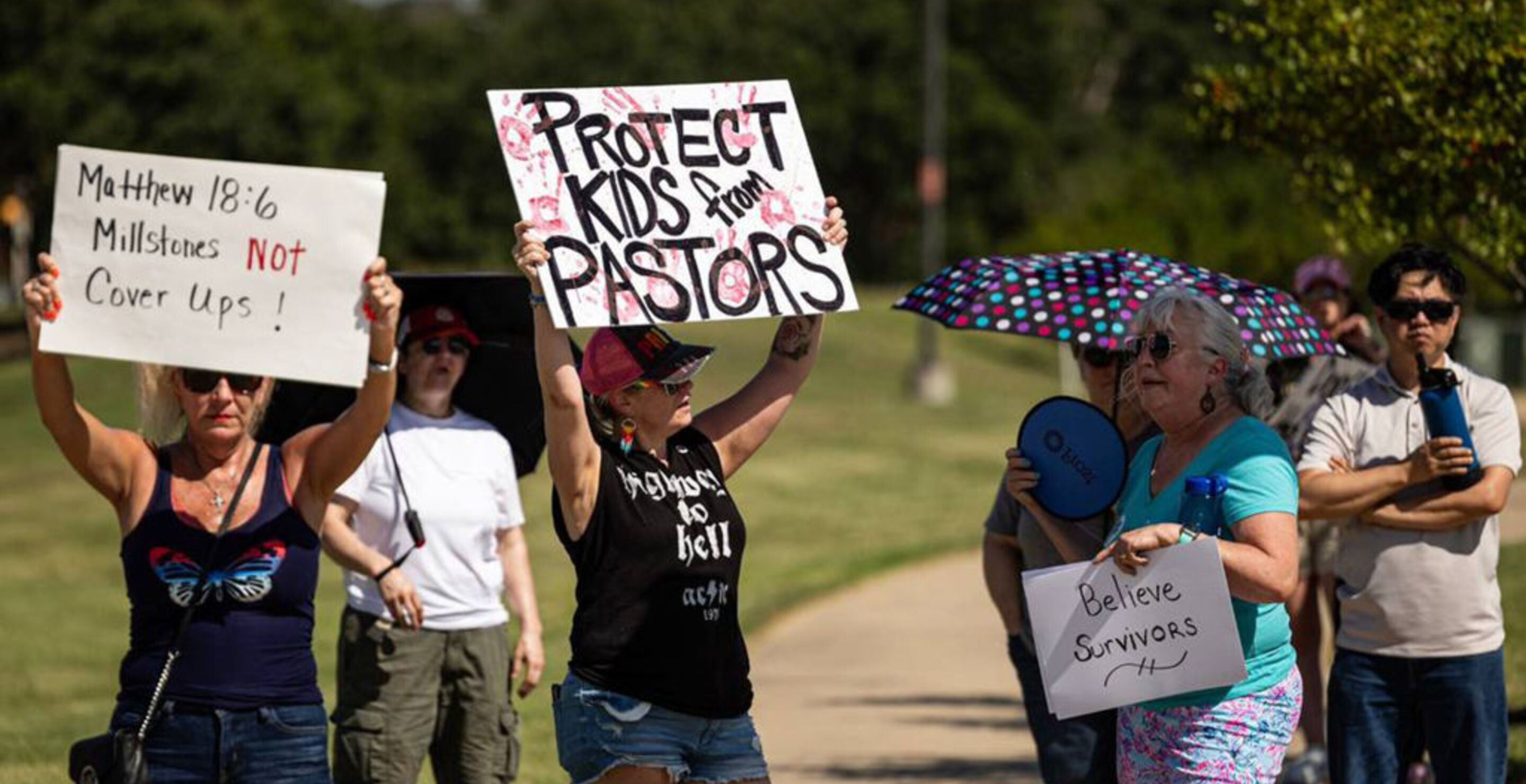 Texas Megachurch Removes Four Elders Over Abuse Allegations