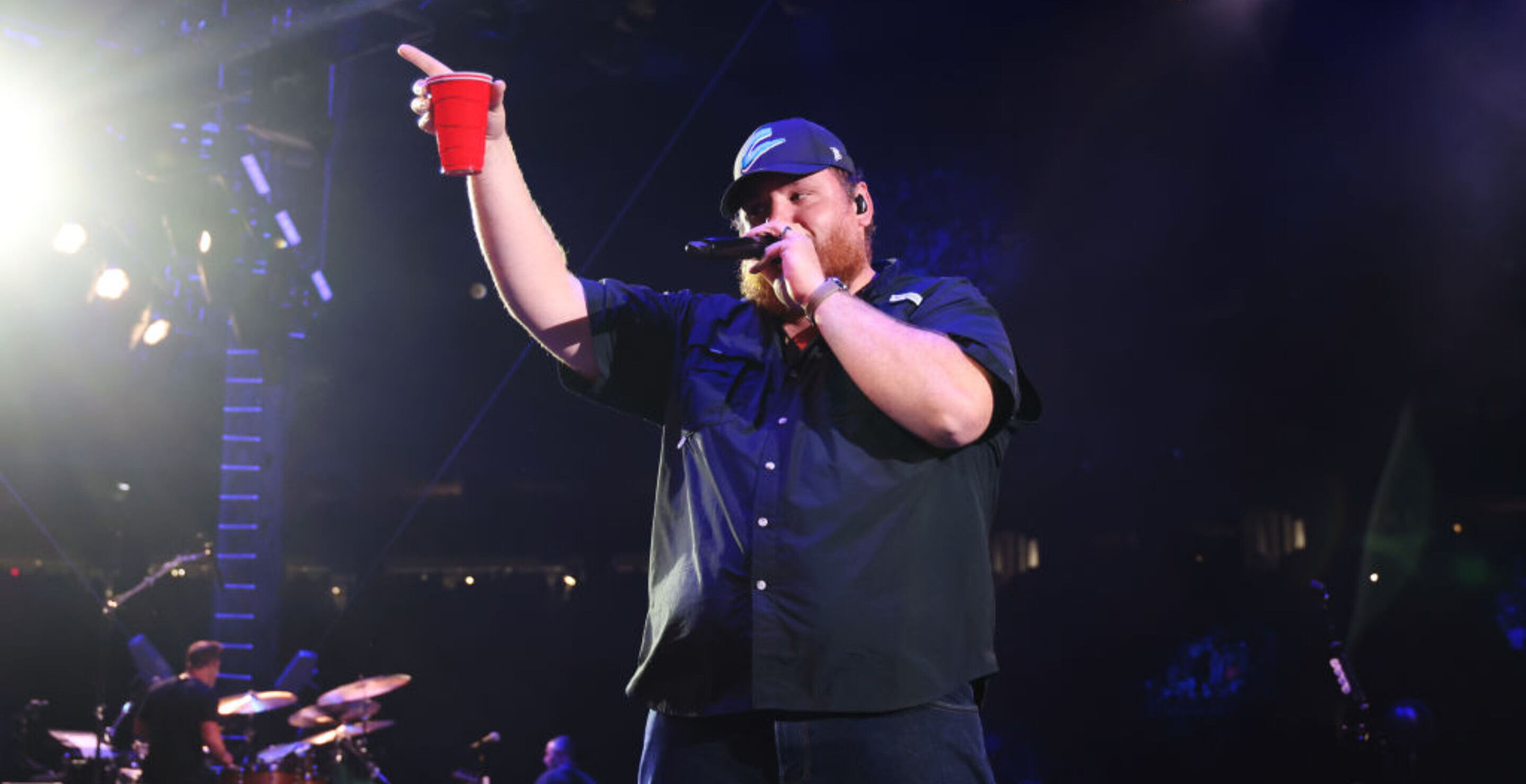 californai man accused of selling fake luke combs tickets