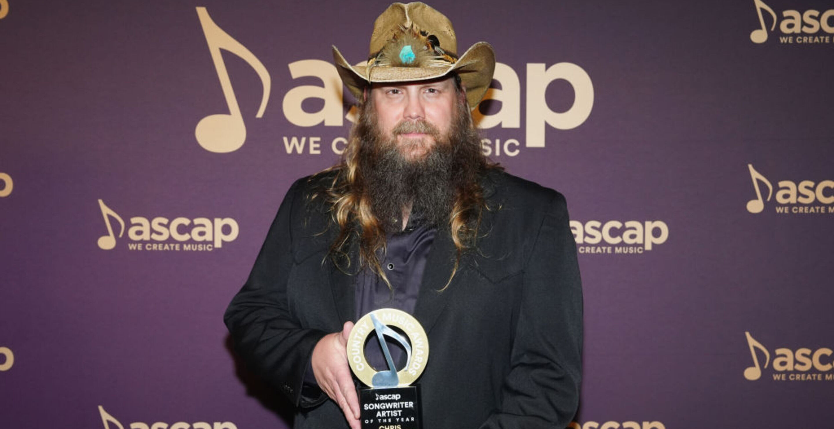 chris stapleton breaks many records at historic CMA Awards