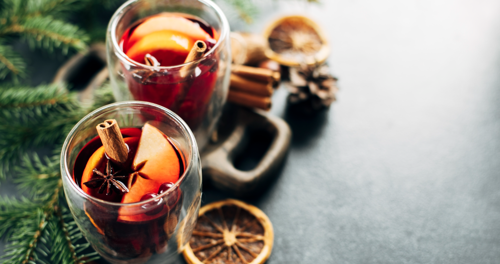 mulled wine best Christmas cocktails