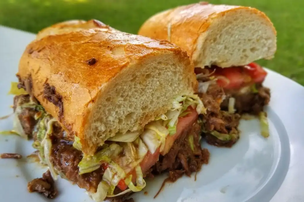 Roast beef po boy sandwich recipe