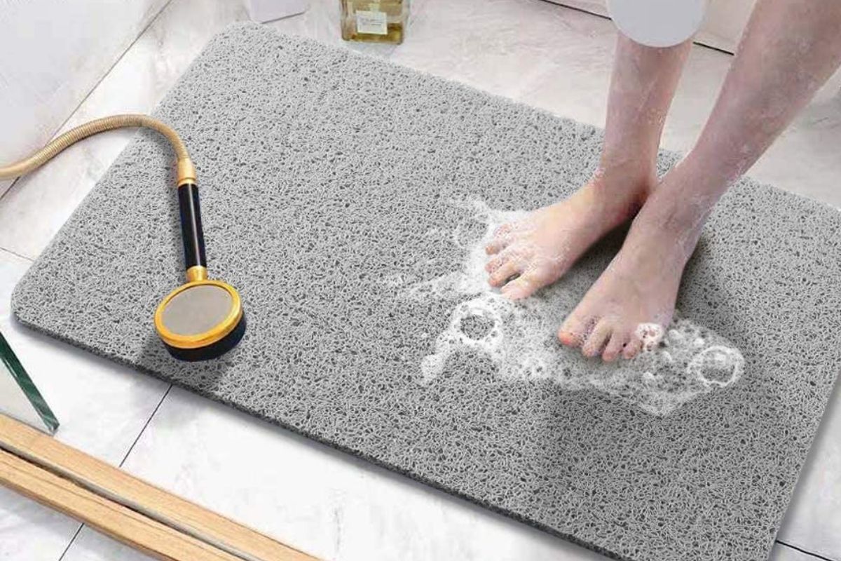 What is the best non-slip shower mat? - Quora
