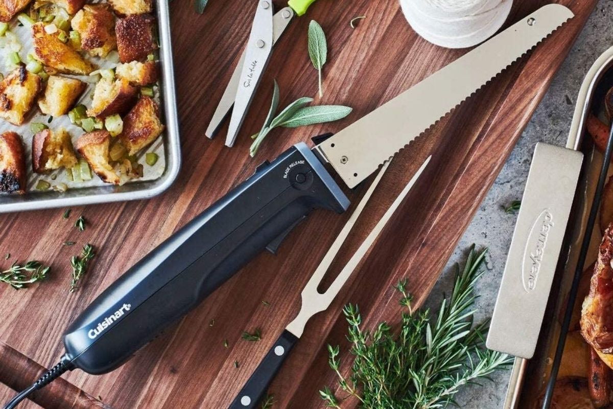 Proctor Silex Easy Slice Electric Knife for Carving Meats, Poultry, Bread,  Crafting Foam and More, Lightweight with Contoured Grip, White